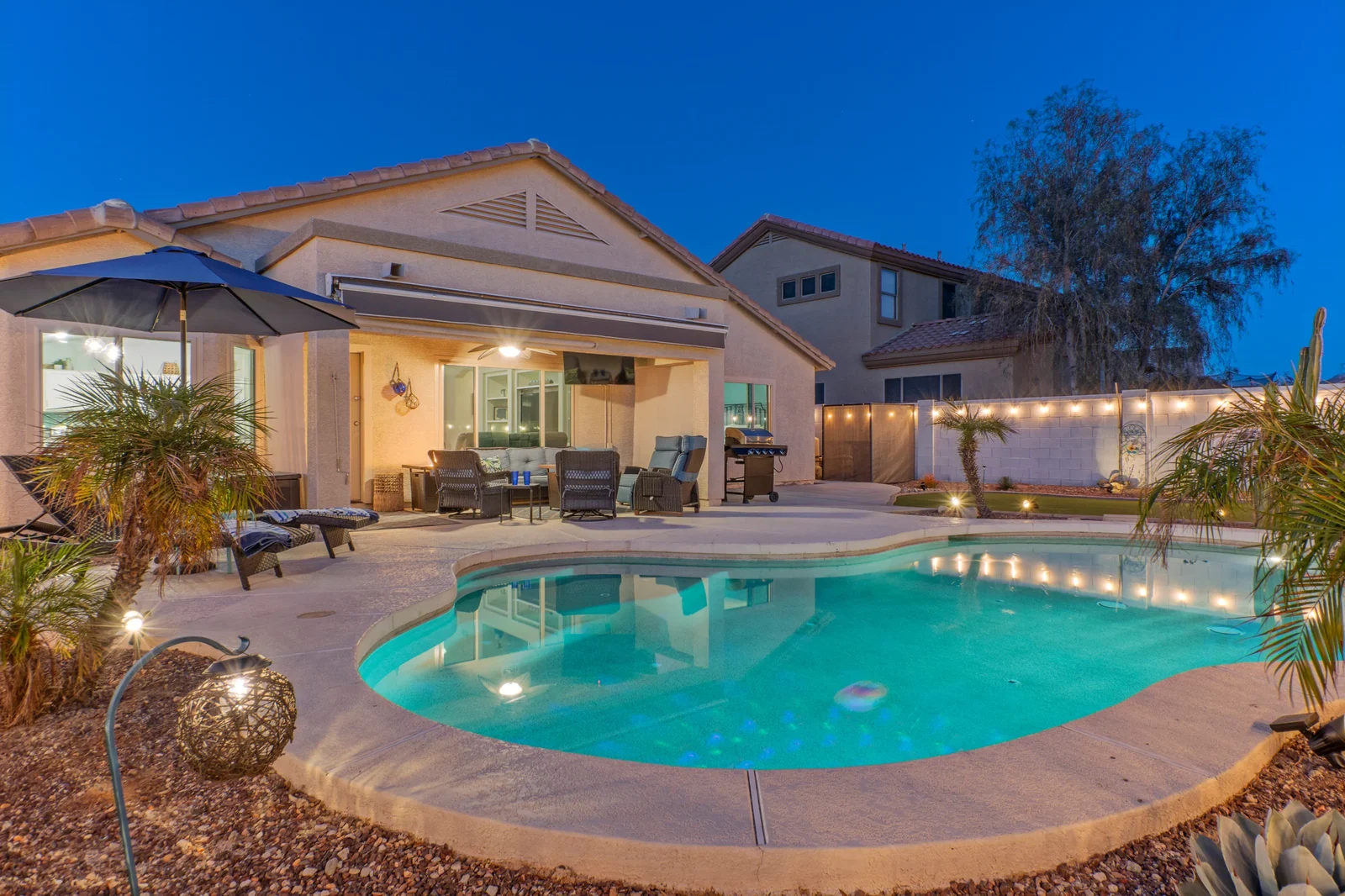 Backyard of an Arizona short-term rental