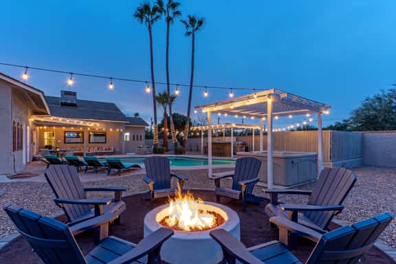 Happy Hour in Scottsdale - Image 1